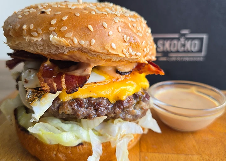 Hamburger skocko restoran
